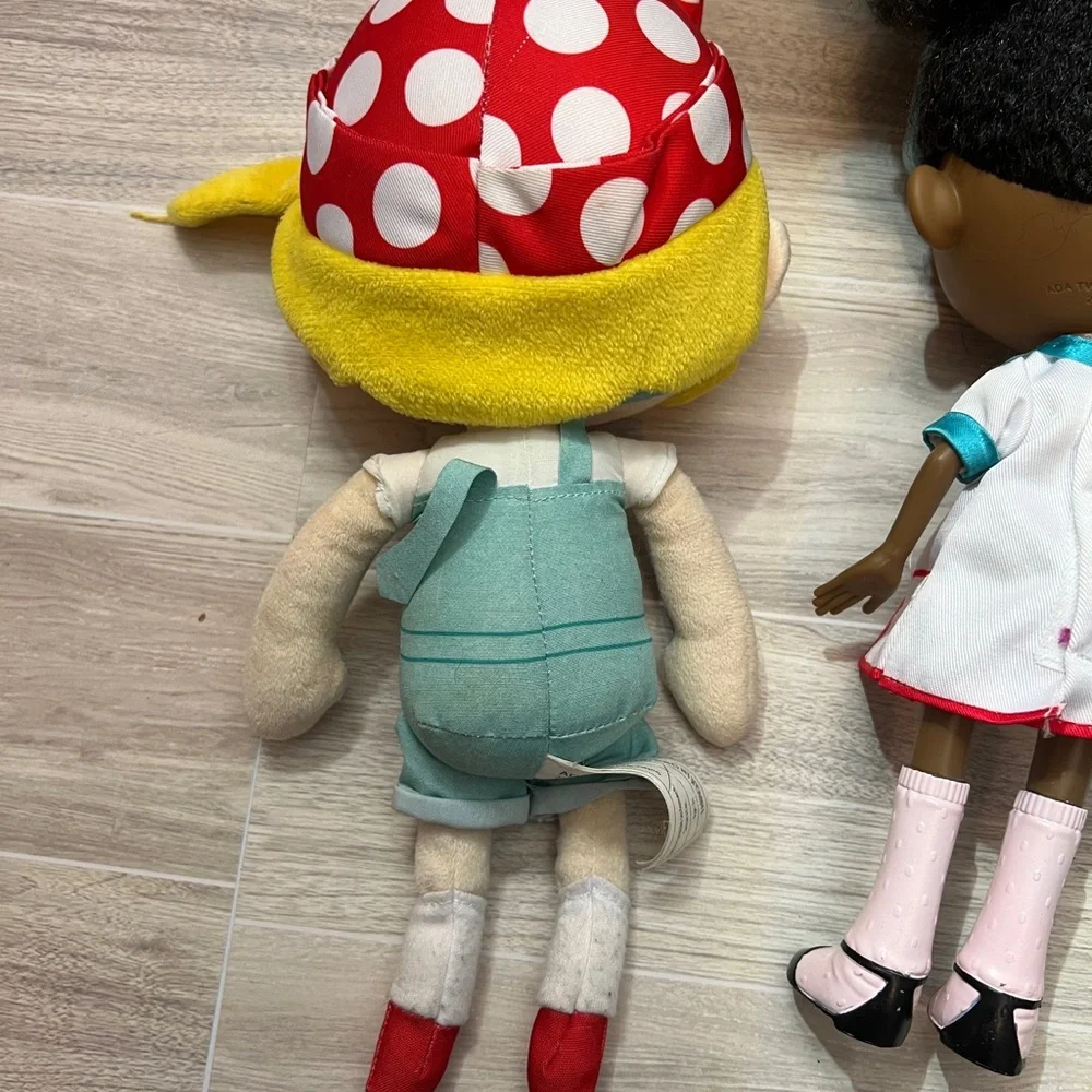 Ada twist scientist toy lot with accessories and Rosie